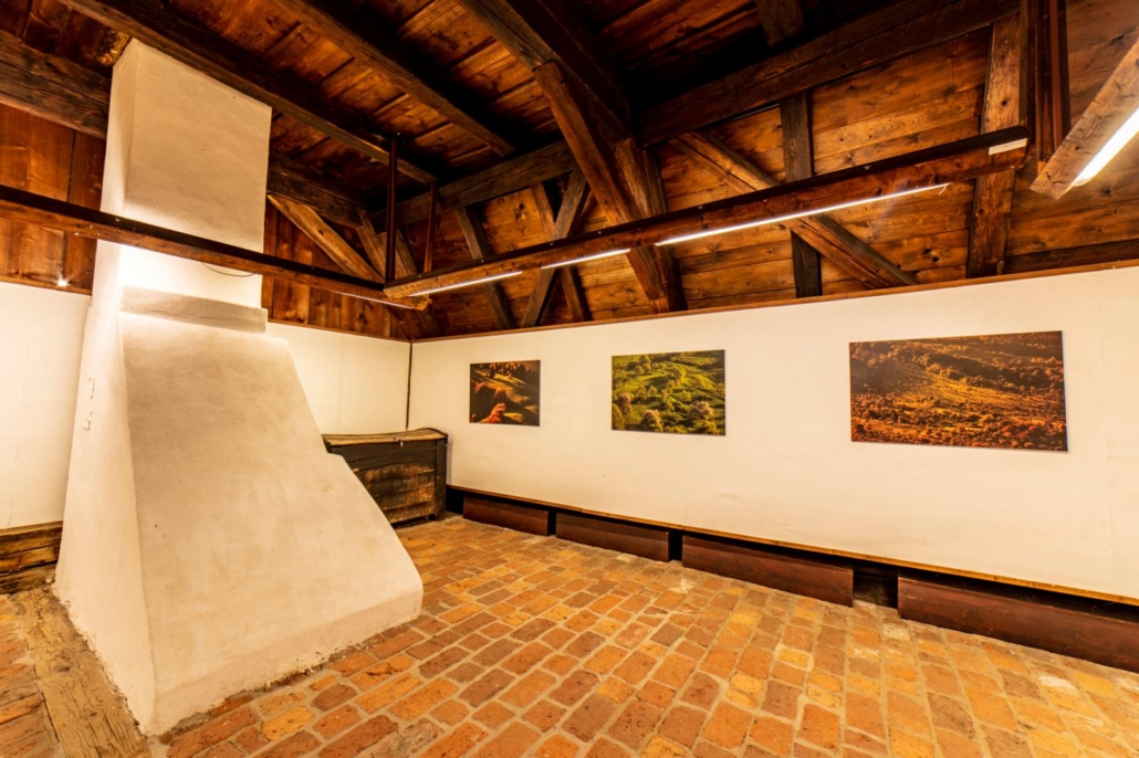 výstava Krajina II Velké Karlovice – výstavní prostor galerie